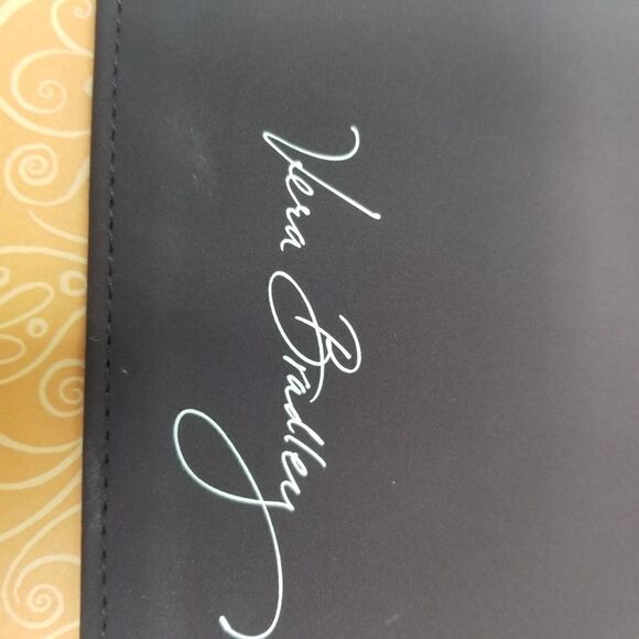 Vera Bradley 7.5" x 9.5" tablet case. - Picture 2 of 8